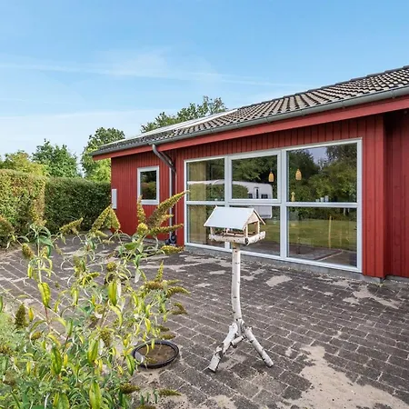 Nyaraló Anselm By Interhome *