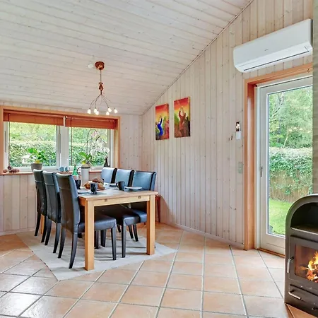 Nyaraló Anselm By Interhome *